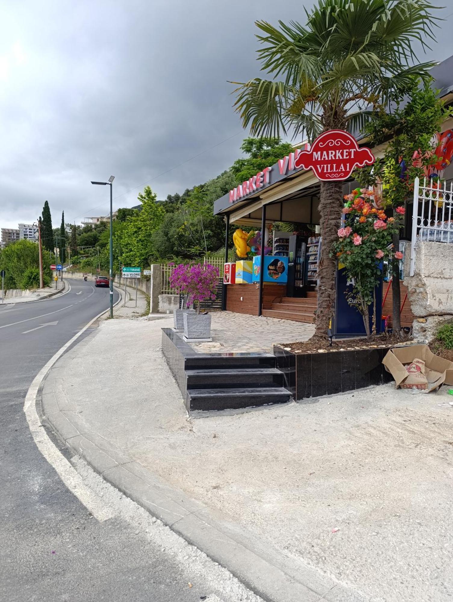 Gjestgiverier Sole Vlorë